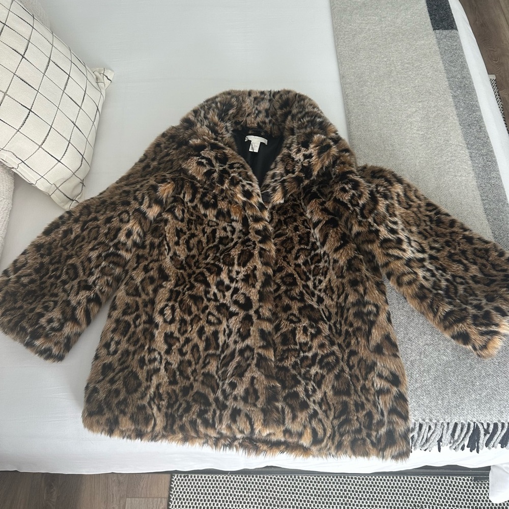 H&M Brown Leopard Teddy Jacket - Picture 2 of 3